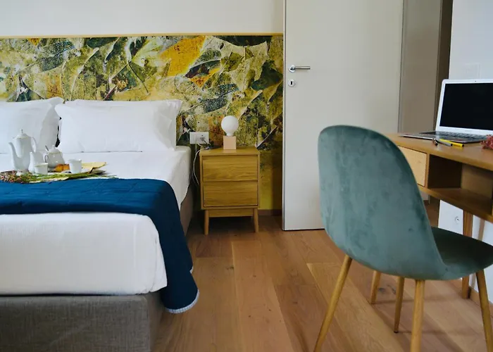 Nine Rooms Shared